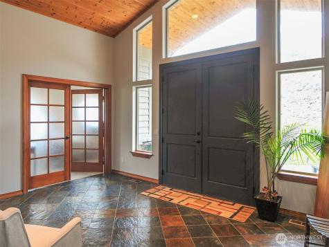 6696 Batterman Road Rock Island WA 98850
