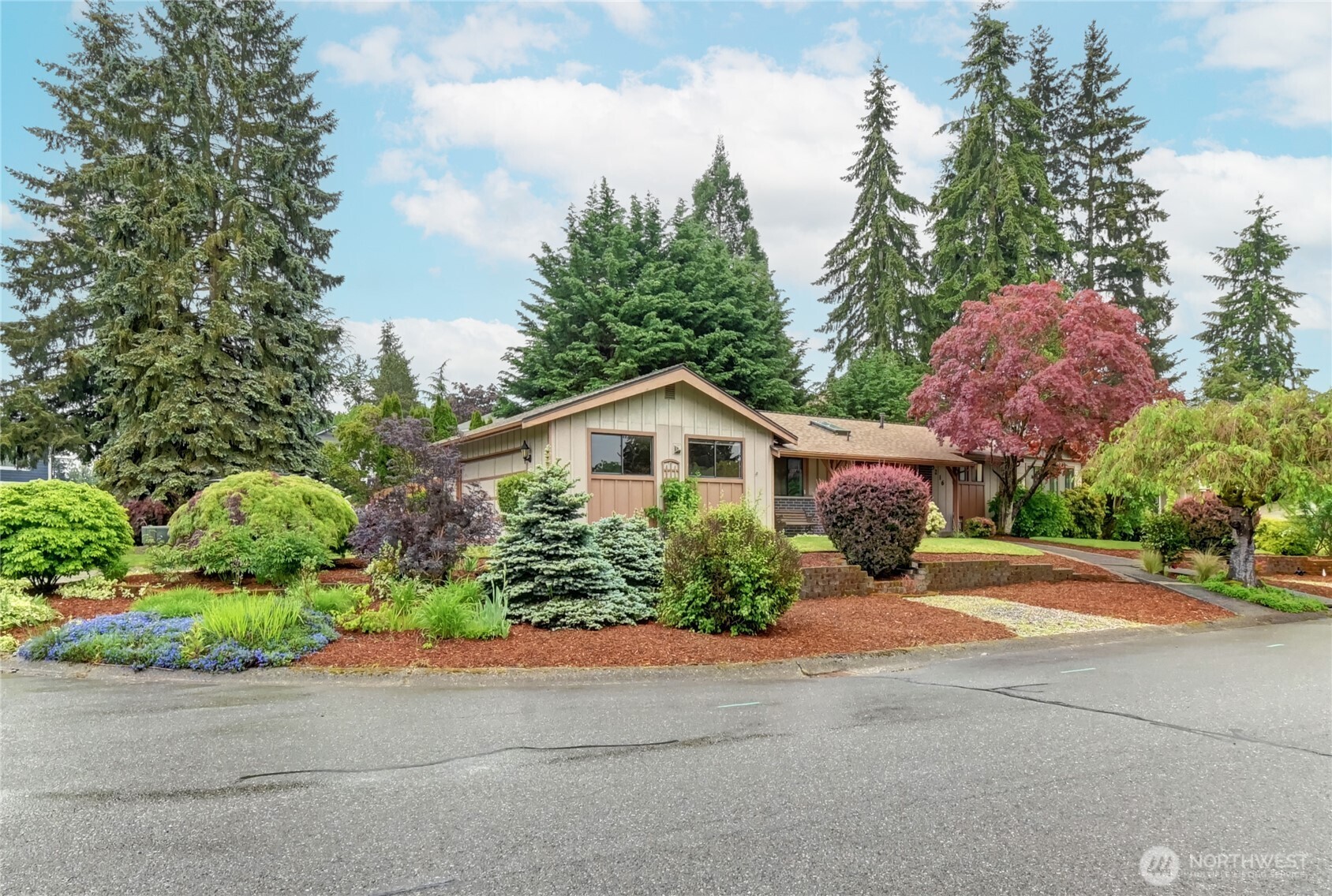5216 133rd Street SE Everett WA 98208