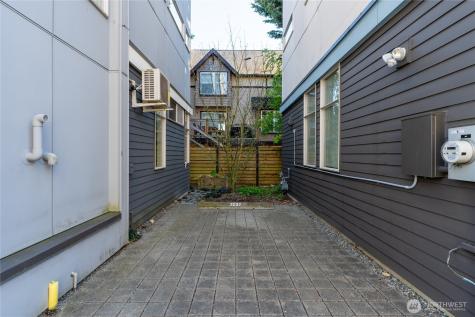 2037 NW 65th Street Seattle WA 98117