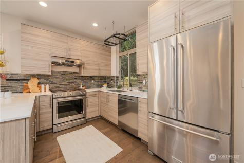 2037 NW 65th Street Seattle WA 98117