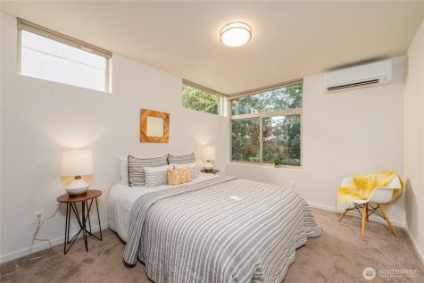 2037 NW 65th Street Seattle WA 98117