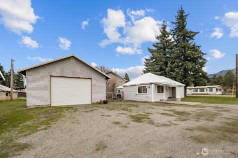 714 Madison Avenue South Cle Elum WA 98943