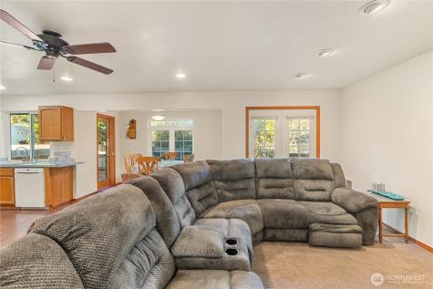 804 Scoter Court SE Ocean Shores WA 98569