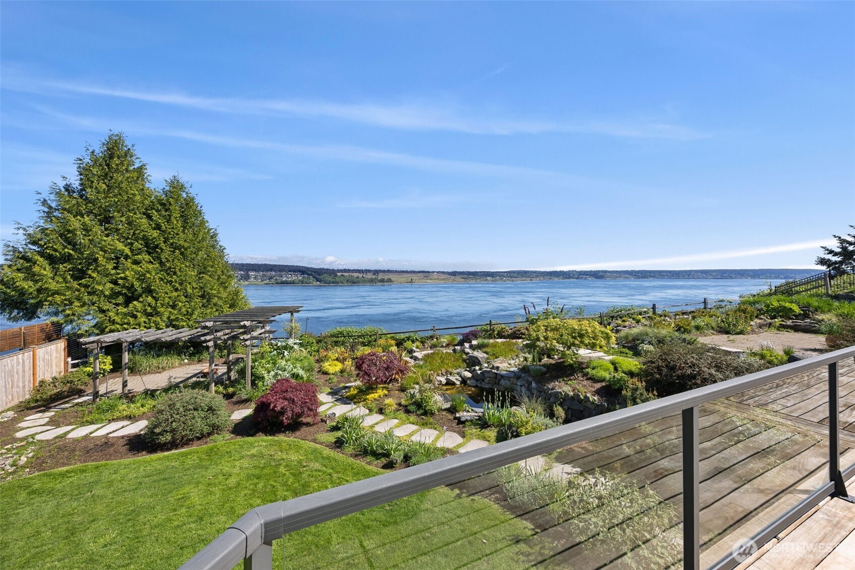 1529 13th Court Fox Island WA 98333