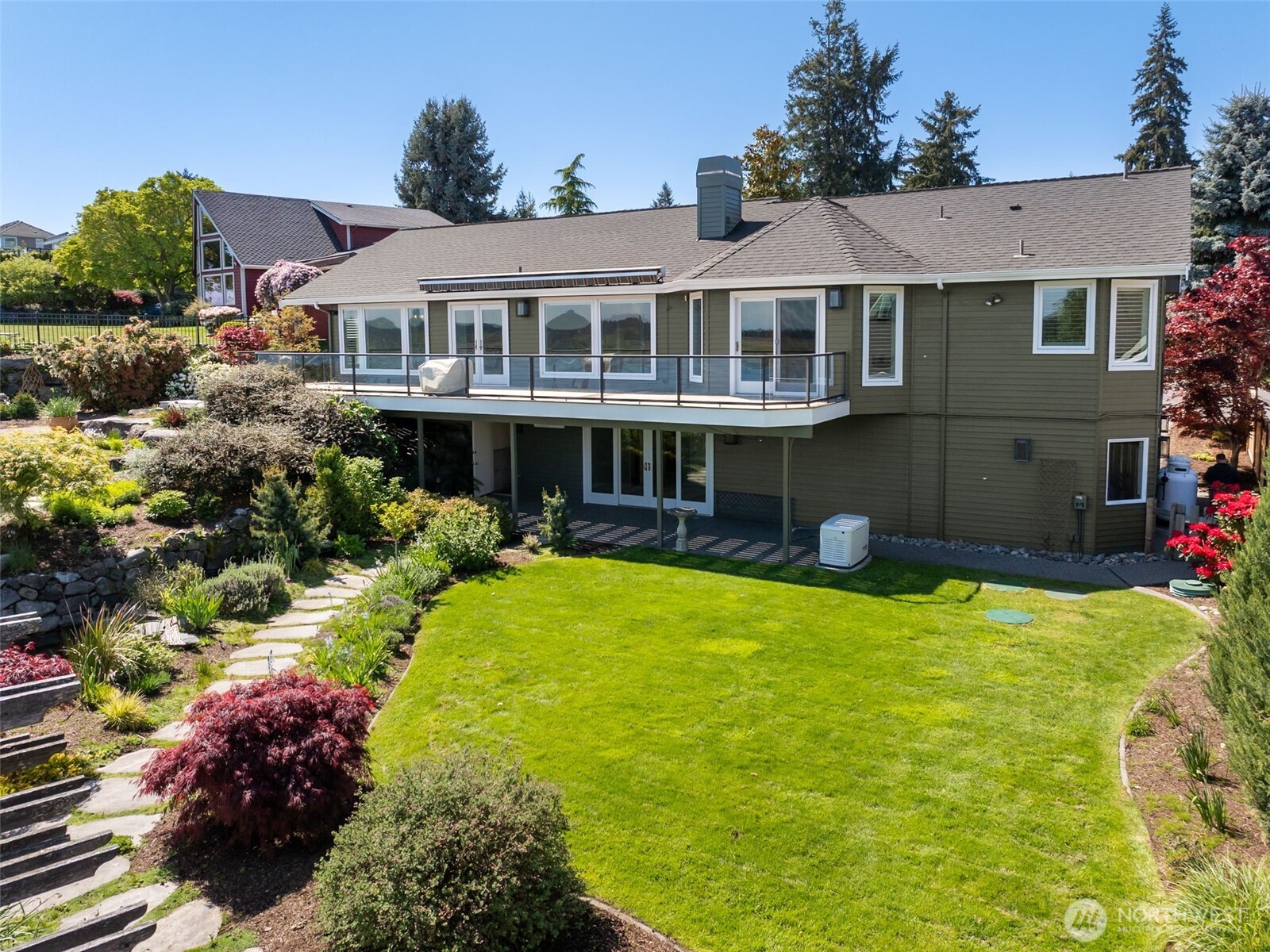 1529 13th Court Fox Island WA 98333