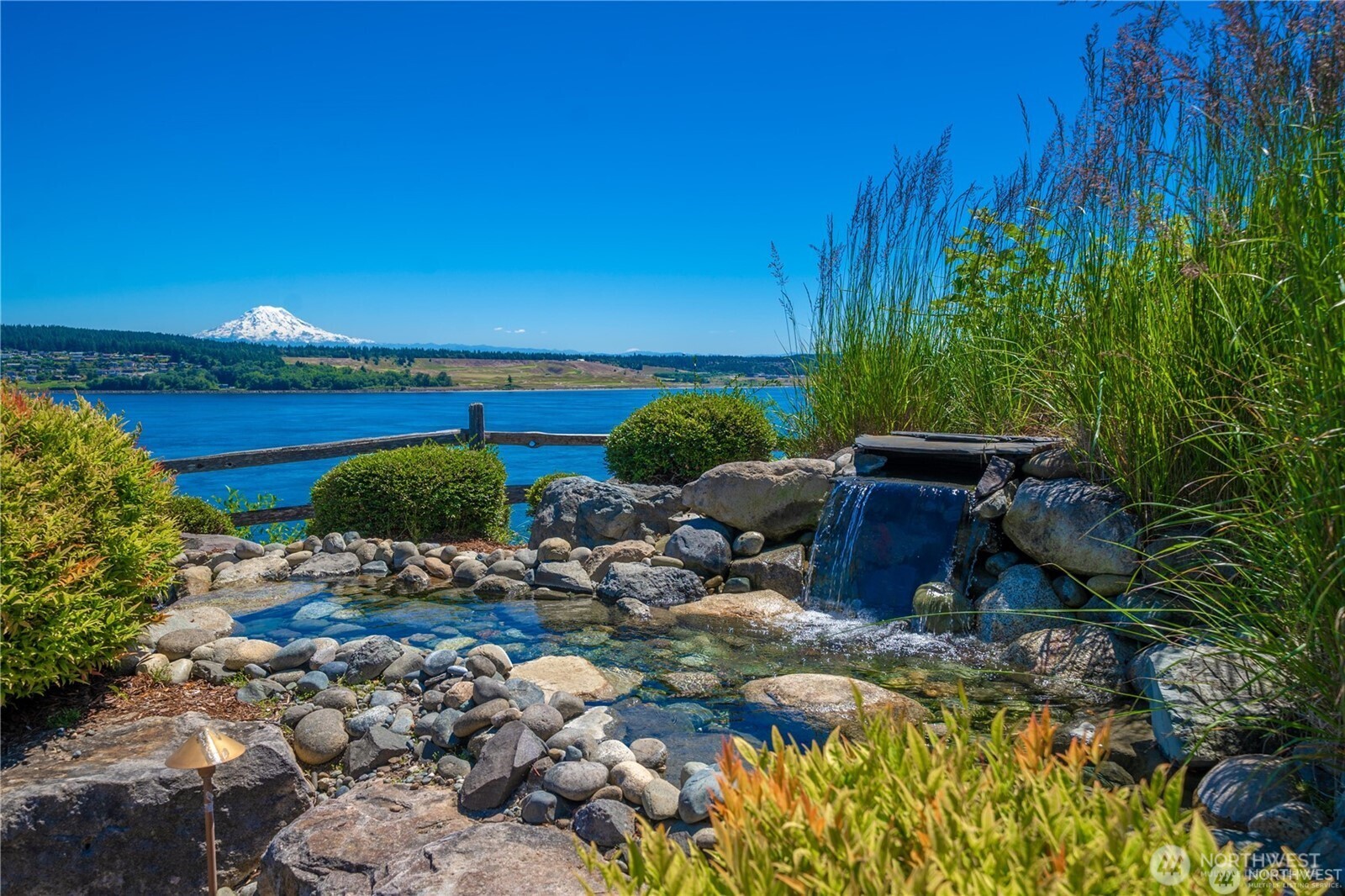 1529 13th Court Fox Island WA 98333