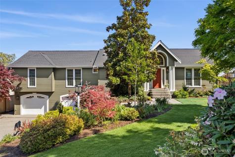 1529 13TH Fox Island WA 98333