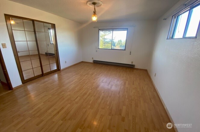 3700 Harbel Drive NE Bremerton WA 98310