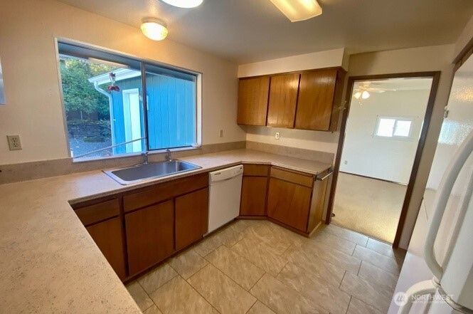 3700 Harbel Drive NE Bremerton WA 98310