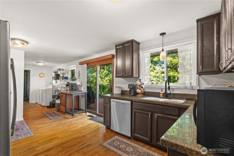 4918 119th Avenue SE Bellevue WA 98006