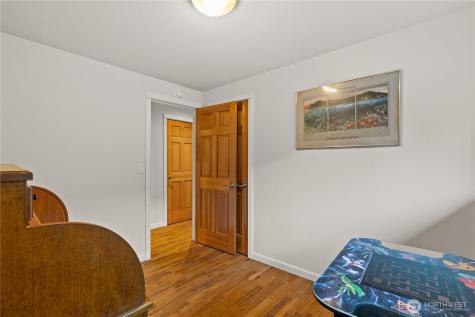 4918 119th Avenue SE Bellevue WA 98006