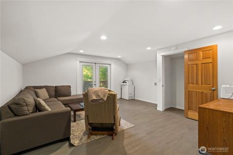 4918 119th Avenue SE Bellevue WA 98006