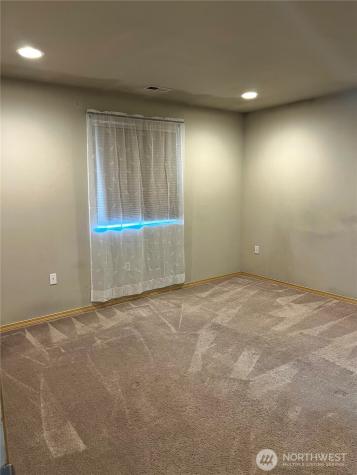 1042 S Lakeland Drive Moses Lake WA 98837