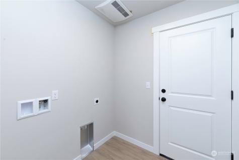 241 Parkside Place Ephrata WA 98823
