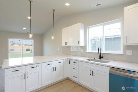 241 Parkside Place Ephrata WA 98823