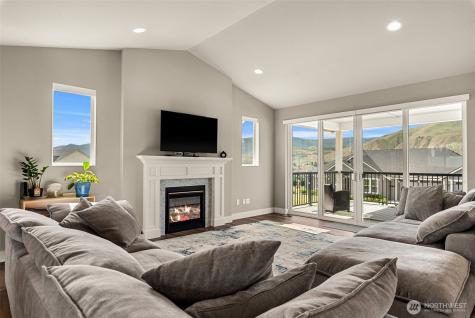 661 S Juli Avenue East Wenatchee WA 98802