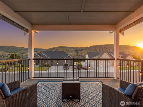 661 S Juli Avenue East Wenatchee WA 98802