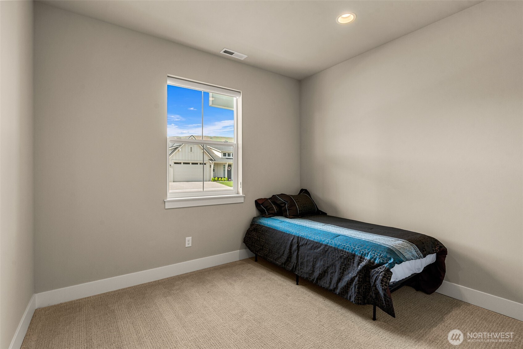 661 S Juli Avenue East Wenatchee WA 98802