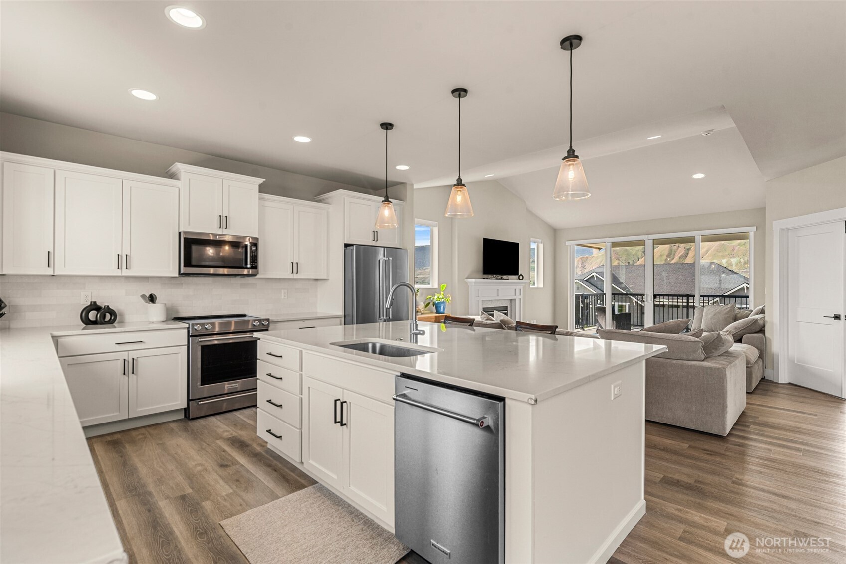 661 S Juli Avenue East Wenatchee WA 98802