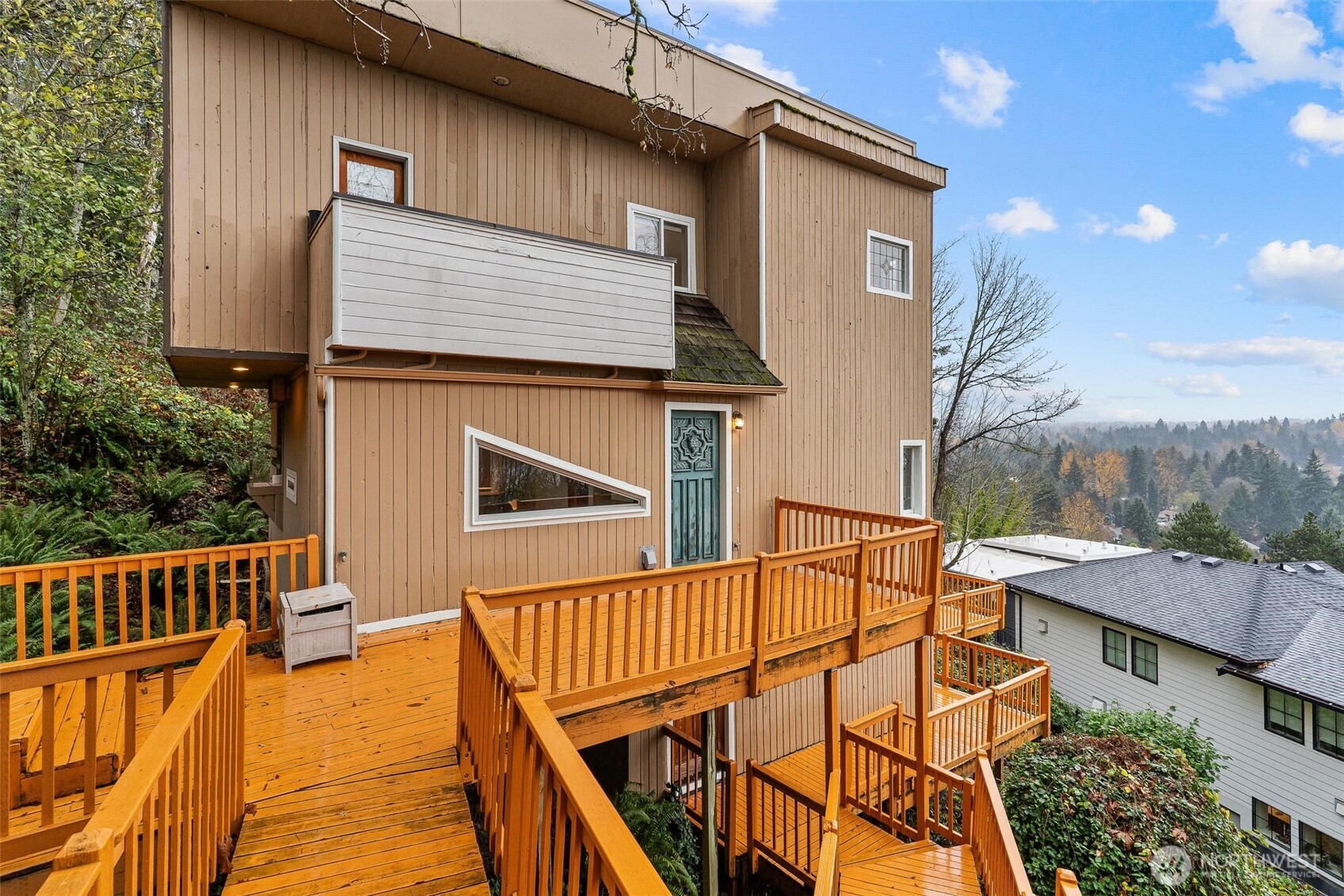 11804 90th Avenue NE Kirkland WA 98034