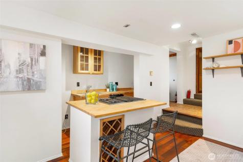 11804 90th Avenue NE Kirkland WA 98034