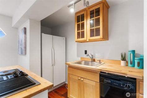11804 90th Avenue NE Kirkland WA 98034