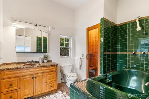 11804 90th Avenue NE Kirkland WA 98034