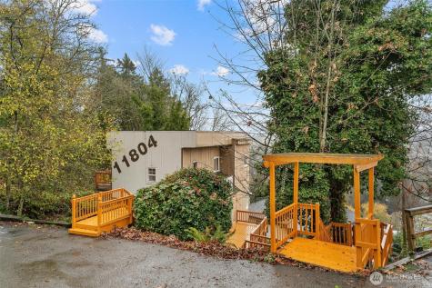 11804 90th Avenue NE Kirkland WA 98034