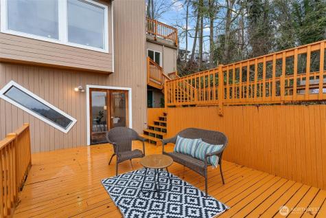 11804 90th Avenue NE Kirkland WA 98034