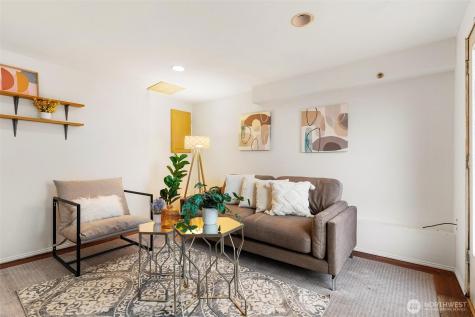 11804 90th Avenue NE Kirkland WA 98034