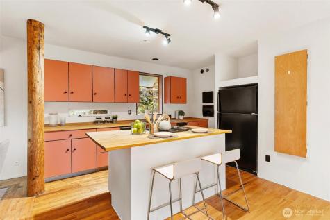11804 90th Avenue NE Kirkland WA 98034