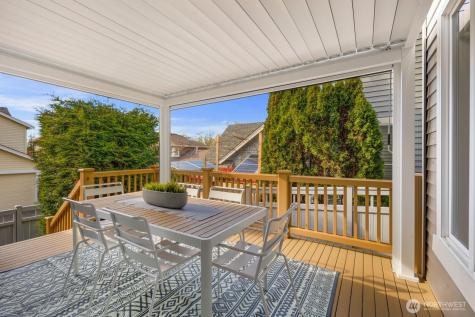 2045 32nd Avenue NE Issaquah WA 98029