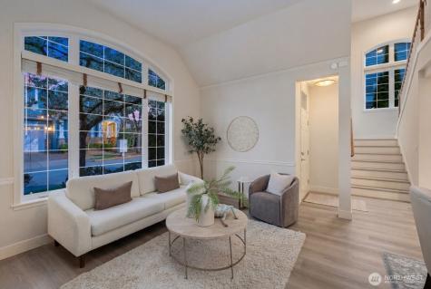 2045 32nd Avenue NE Issaquah WA 98029