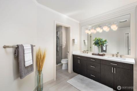 2045 32nd Avenue NE Issaquah WA 98029