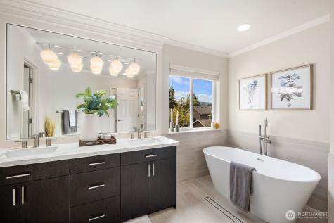 2045 32nd Avenue NE Issaquah WA 98029
