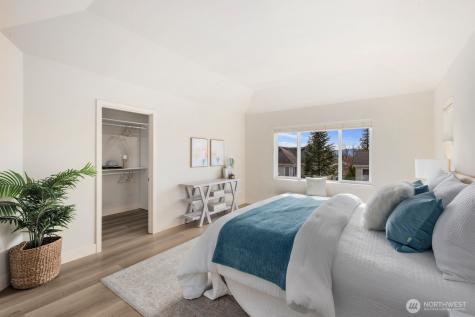 2045 32nd Avenue NE Issaquah WA 98029