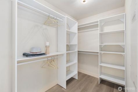 2045 32nd Avenue NE Issaquah WA 98029