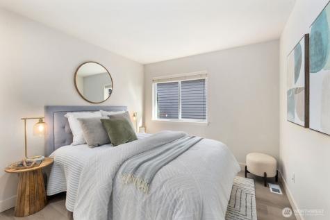 2045 32nd Avenue NE Issaquah WA 98029