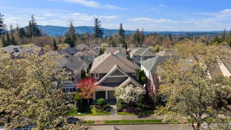 2045 32nd Avenue NE Issaquah WA 98029