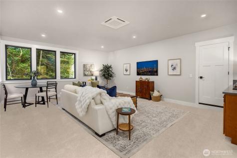 7535 NE West Port Madison Road Bainbridge Island WA 98110