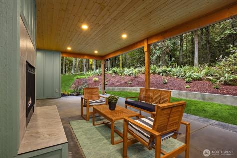 7535 NE West Port Madison Road Bainbridge Island WA 98110