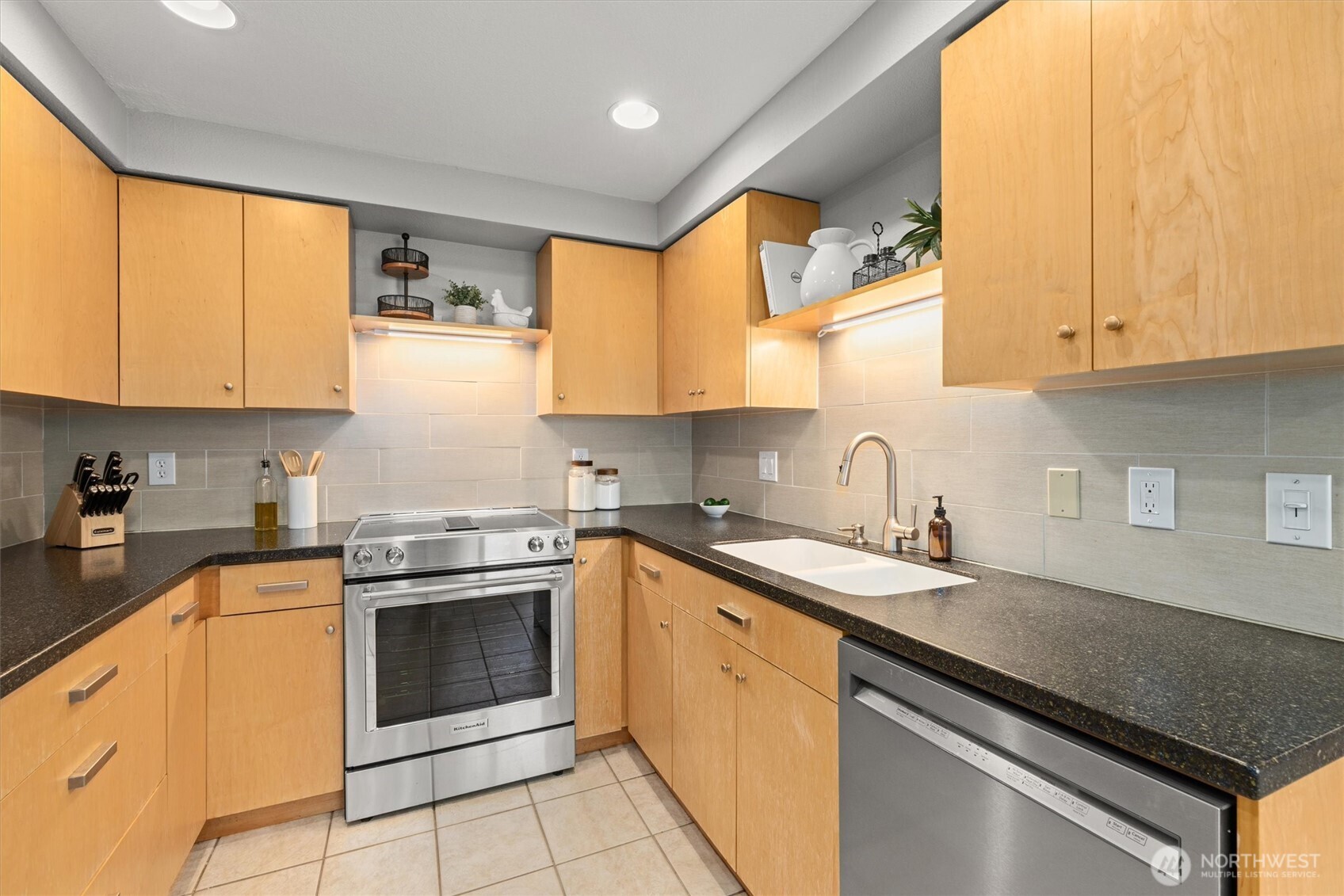 8225 212th Street SW Edmonds WA 98026