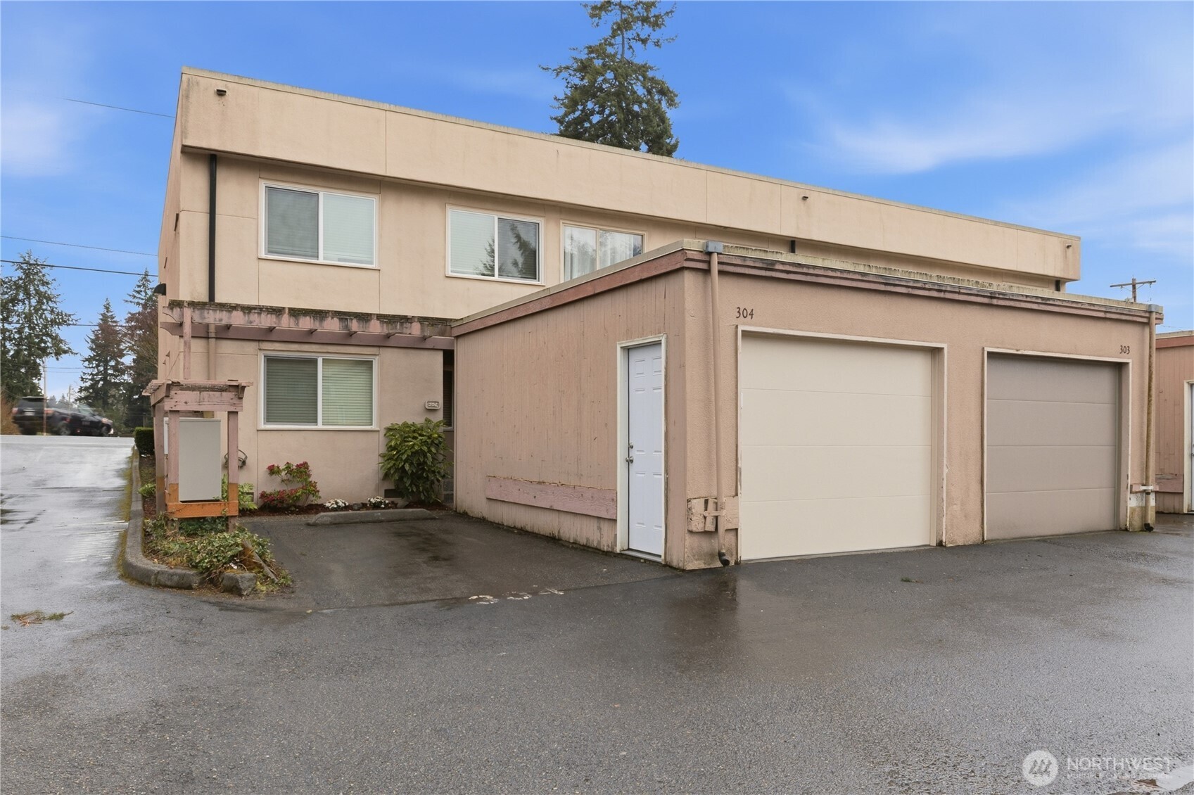8225 212th Street SW Edmonds WA 98026