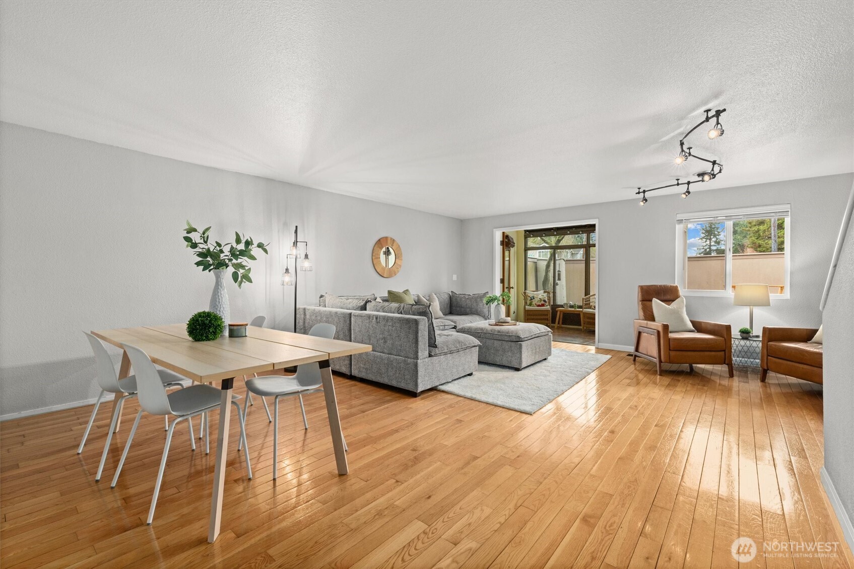 8225 212th Street SW Edmonds WA 98026