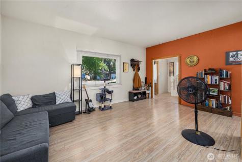 806 120th Street S Tacoma WA 98444