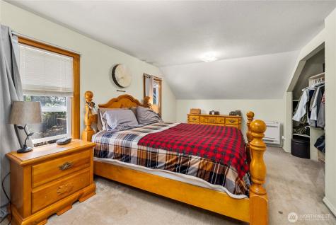 806 120th Street S Tacoma WA 98444