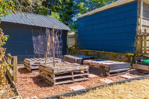 806 120th Street S Tacoma WA 98444