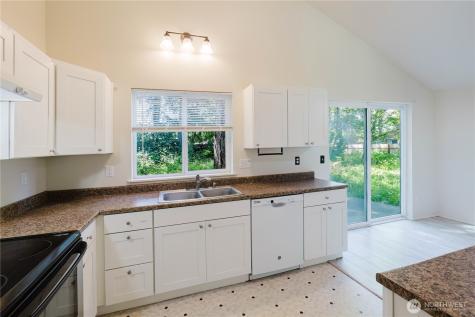 7201 9th Court SE Lacey WA 98503