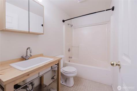 7201 9th Court SE Lacey WA 98503