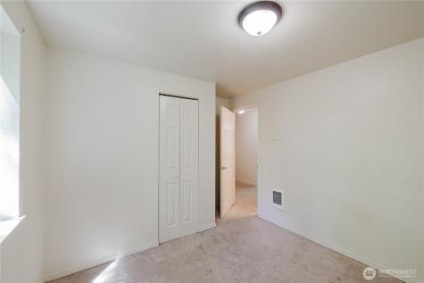 7201 9th Court SE Lacey WA 98503